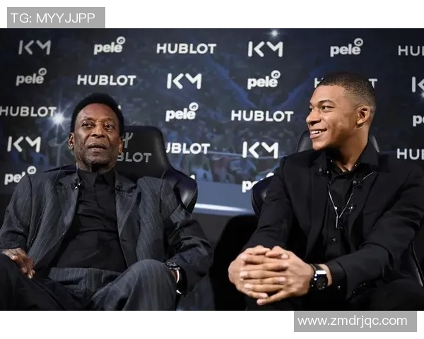 八大足球巨星同框合影引热议 场面震撼堪比巅峰对决