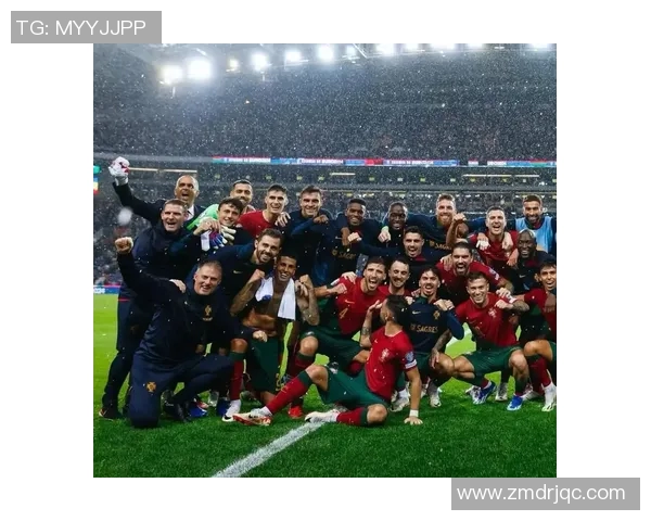 足球巨星专访:揭秘他们背后的奋斗历程与人生梦想 足球巨星专访:揭秘他们背后的奋斗历程与人生梦想